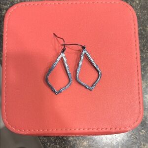 Kendra Scott Sophee Earrings in Navy Gunmetal Plated